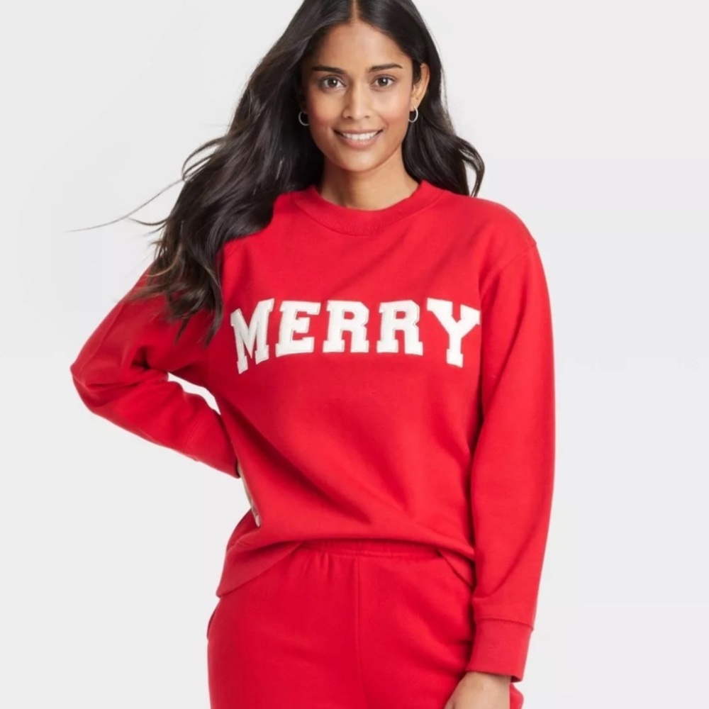 NWT Universal Thread Red “Merry” Christmas Crewneck Sweatshirt Women’s XL Target